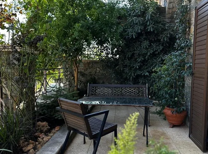 Apartamento Skyrian Living Neos Panteleimonas